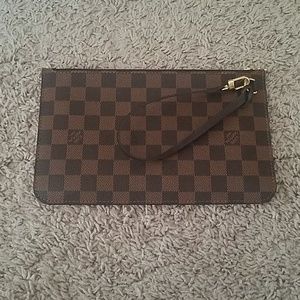 Louis Vuitton Neverfull clutch/wristlet